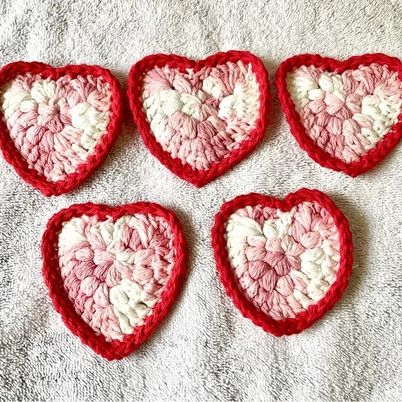 Handmade Heart-Shaped Face Scrubbi OR Coasters - 100% cotton - Set of 5 - Picture 5 of 6